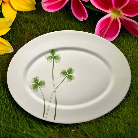 Marcus Notley 🇮🇪 EUC 2005 Beautiful Shamrock ☘️ Large White Platter 🍀 - Picture 1 of 3